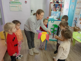 Квест - игра с дошкольниками "Тропинками добра" в рамках реализации краевой акции "Три П: Понимаем, Принимаем, Помогаем". Квест - игра с дошкольниками "Тропинками добра" в рамках реализации краевой акции "Три П: Понимаем, Принимаем, Помогаем".