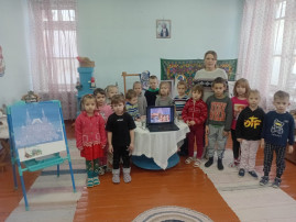 Патриотический разговор с дошкольниками "Культурно - исторические достопримечательности Москвы" в рамках Всероссийской акции "История семьи - история страны" Патриотический разговор с дошкольниками "Культурно - исторические достопримечательности Москвы" в рамках Всероссийской акции "История семьи - история страны".